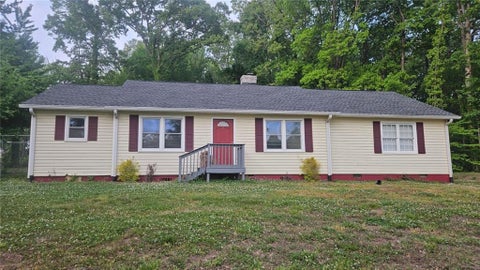 Homes For Rent - 471 Perkins Circle<br/> Cumming, GA 30028