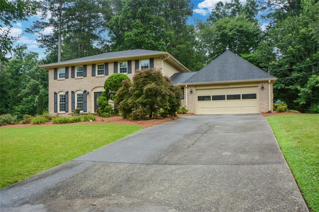 2355 N Peachtree Way