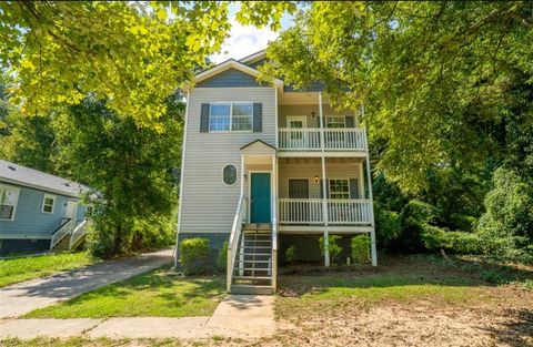 1960 Pinedale Drive NW Atlanta GA 30314