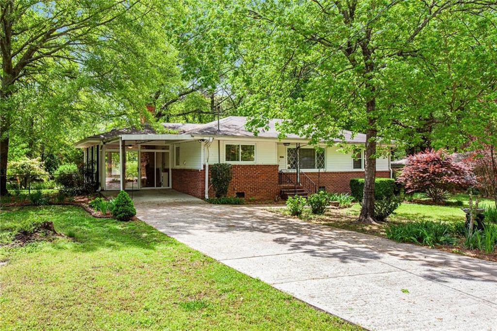 3800 Whitaker Lane, Lithia Springs, Georgia image 1