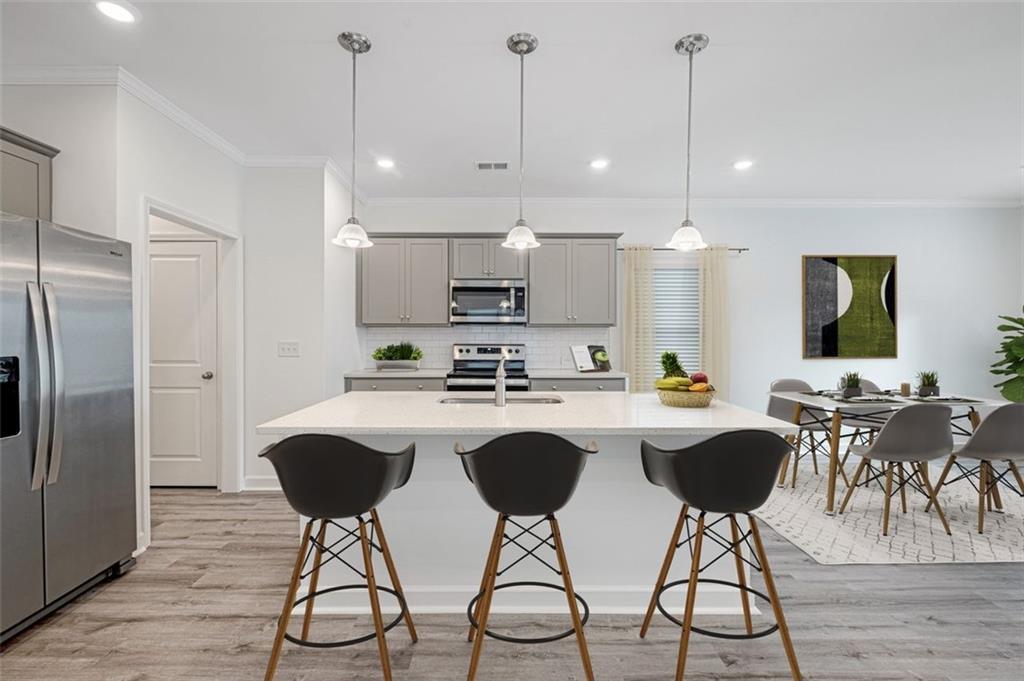4021 Hillmont Lane