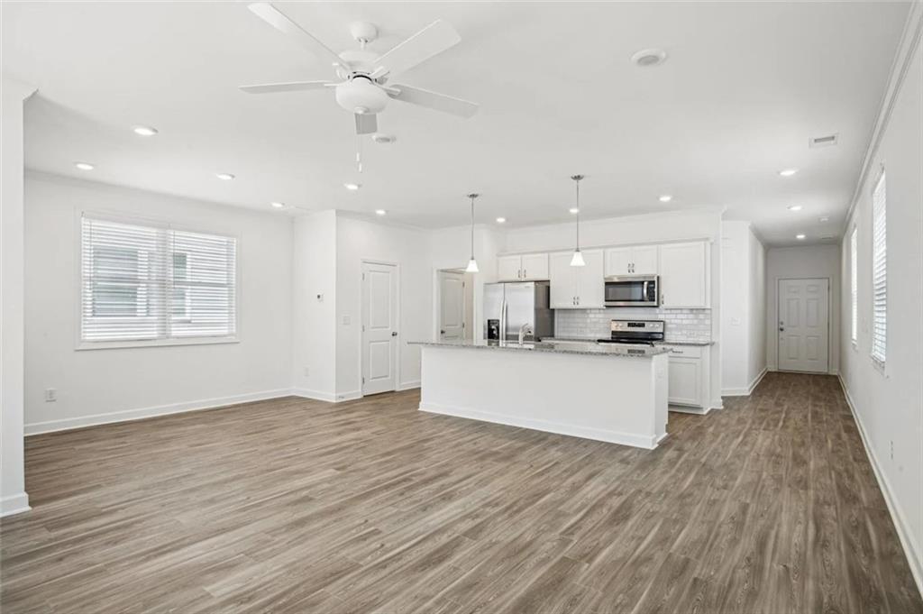 4021 Hillmont Lane
