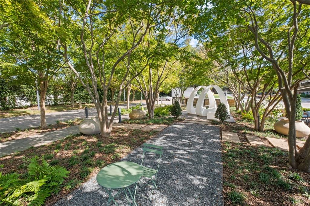10 Perimeter Summit Boulevard NE 2112