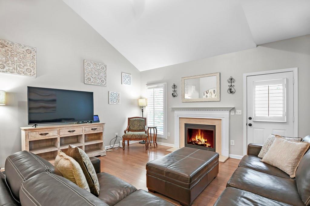 Brownstone Square - Residential