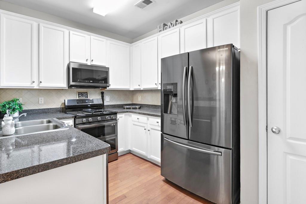Brownstone Square - Residential