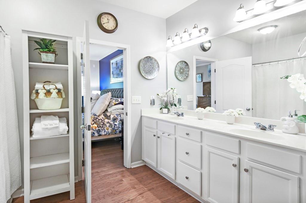 Brownstone Square - Residential
