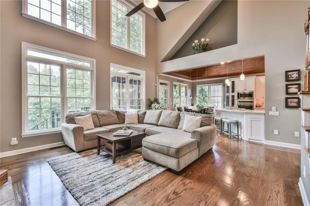 5675 Habersham Valley