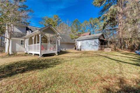 A home in Powder Springs