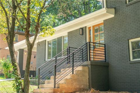 Photo of 2524 Glenrock Drive, Decatur, GA 30032 (MLS # 7773593)