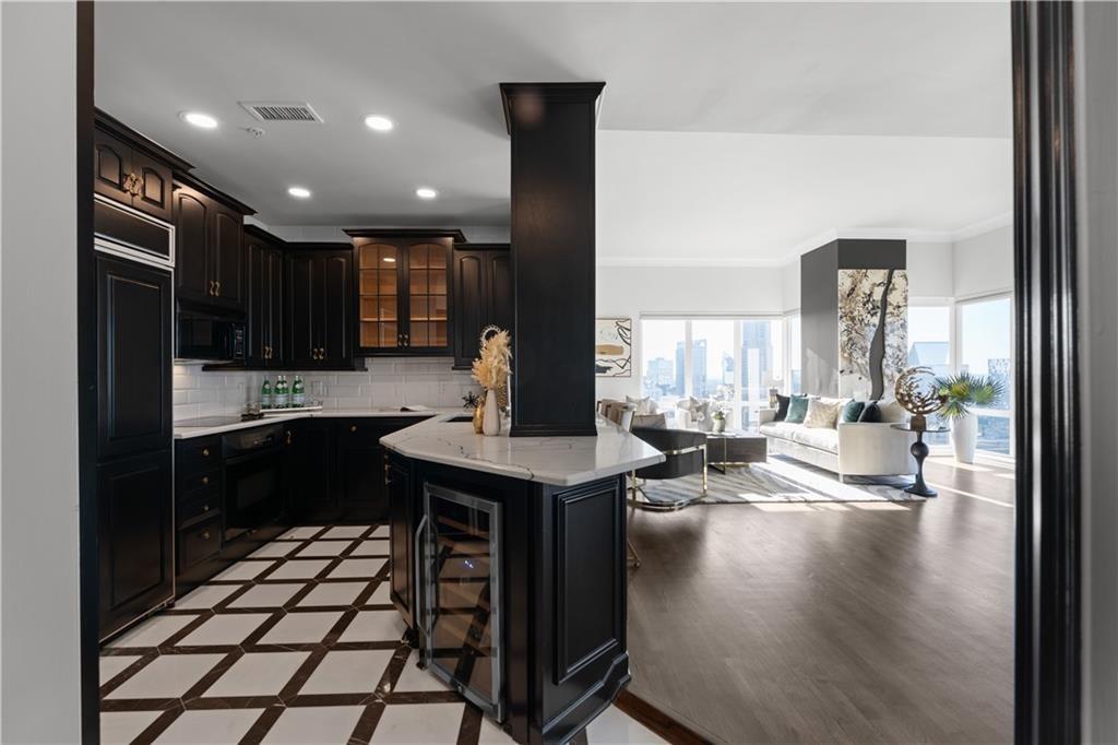 3475 Oak Valley Road NE 2820