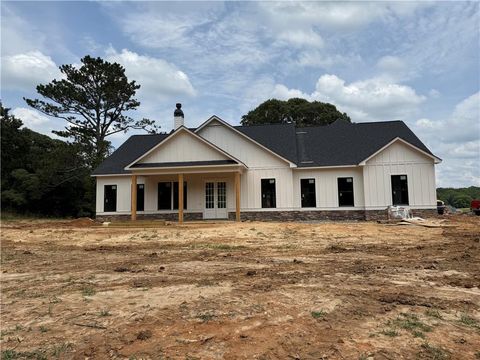 969 Lindsey Lake Drive Dallas GA 30132