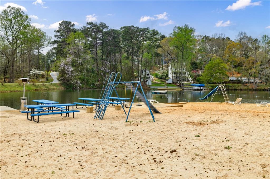 8045 Hillside Climb Way, Snellville, Georgia image 44