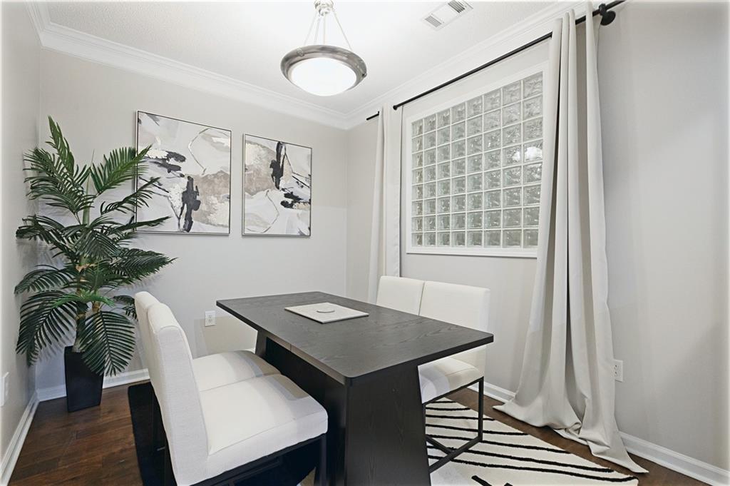 10 Perimeter Summit Boulevard NE 2212