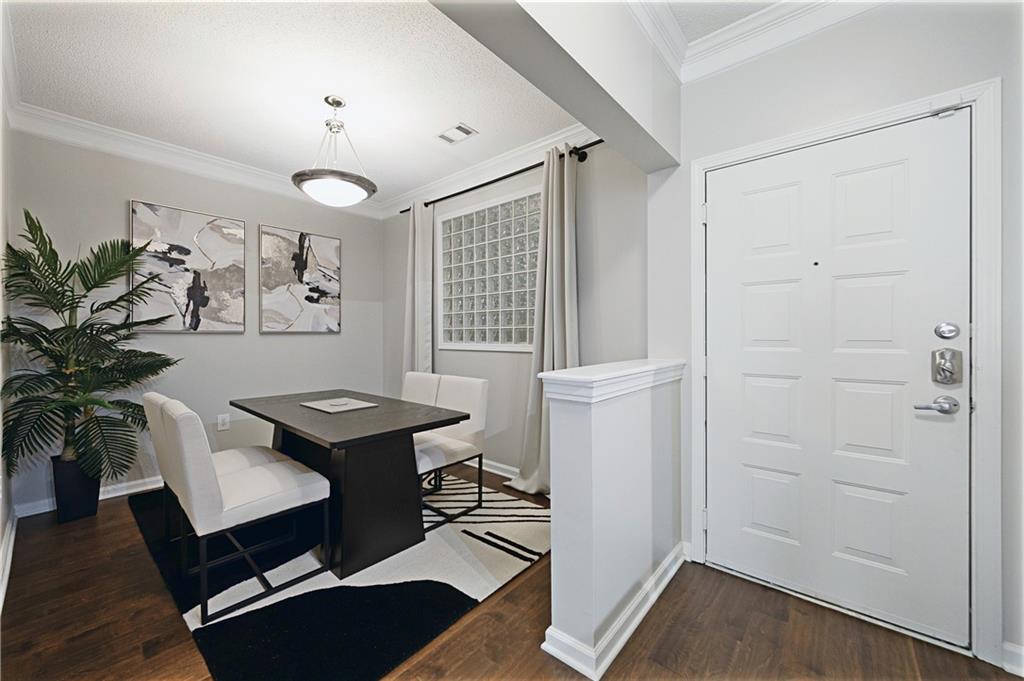 10 Perimeter Summit Boulevard NE 2212