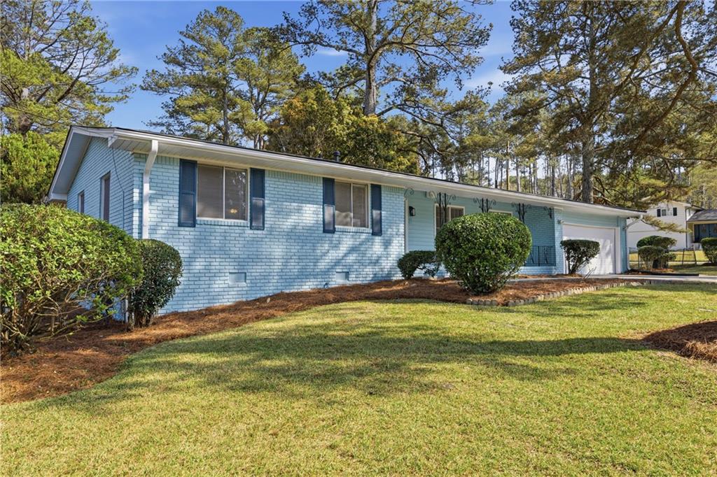 2494 Fairway Circle SW