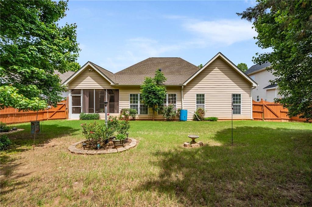 7994 Larksview Drive, Fairburn, Georgia image 35
