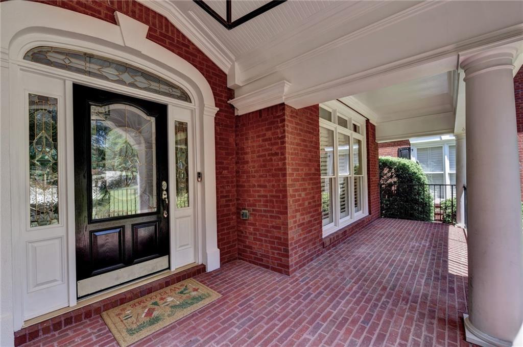 7040 Laurel Oak Drive
