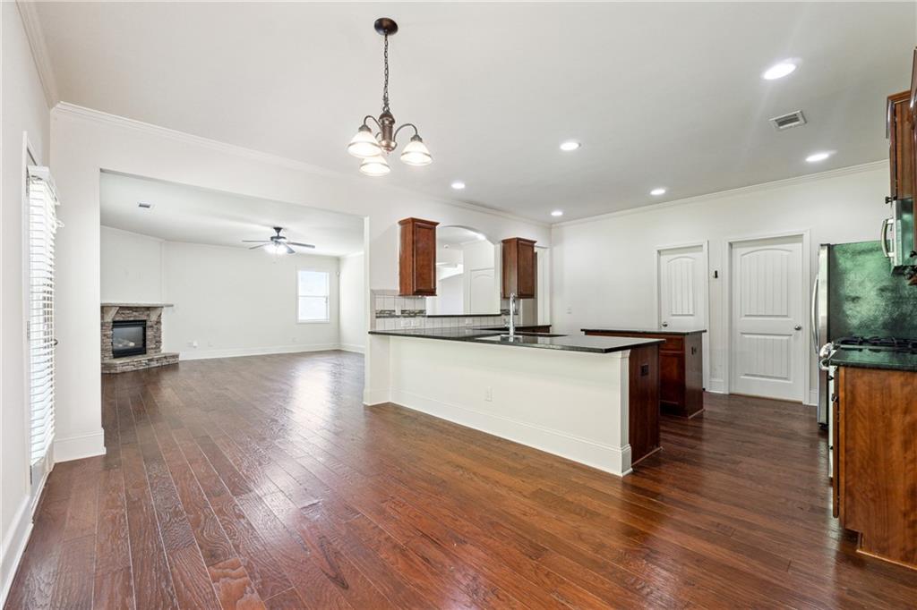 5705 Aspen Drive, Cumming, Georgia image 10