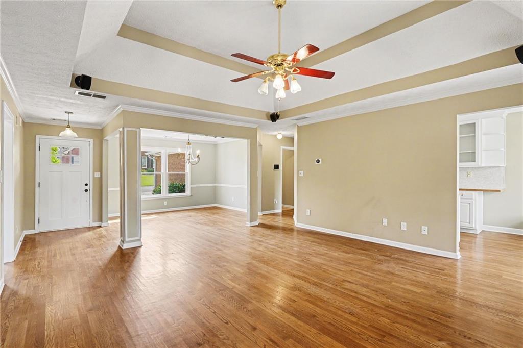 365 Oakpark Terrace