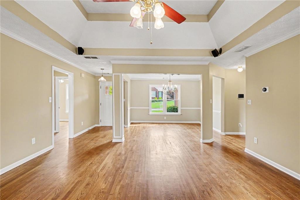 365 Oakpark Terrace