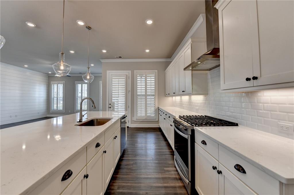 1043 Harvest Park Lane, Suwanee, Georgia image 22