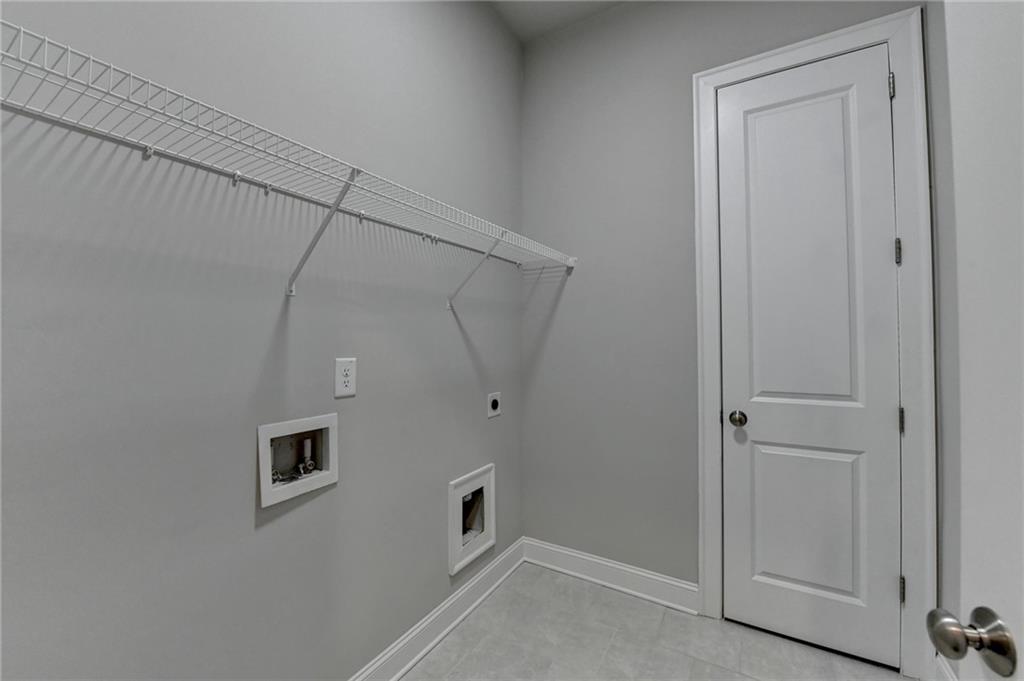 1043 Harvest Park Lane, Suwanee, Georgia image 46