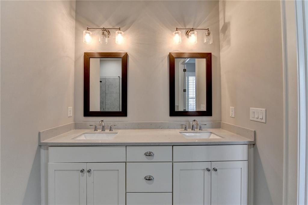 1043 Harvest Park Lane, Suwanee, Georgia image 39