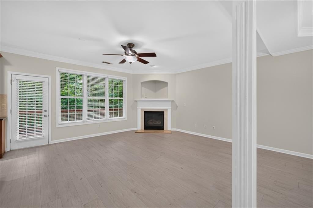 2294 Meadow's End