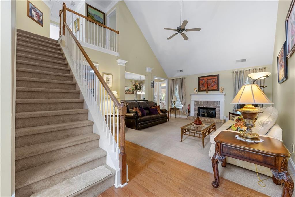 4406 Yelverton Place