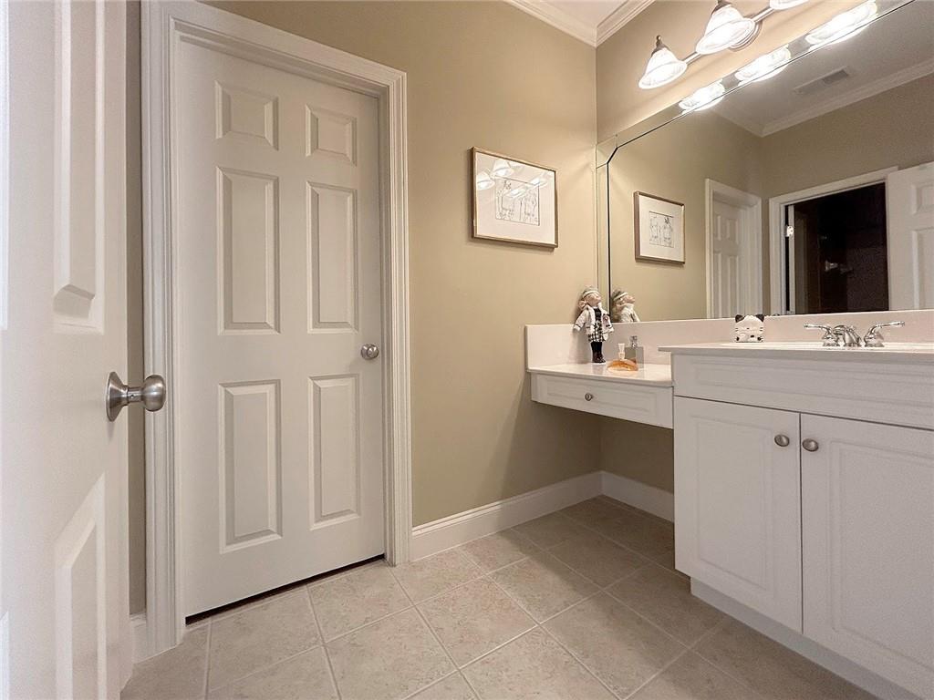 608 Tabbystone Street, Marietta, Georgia image 39