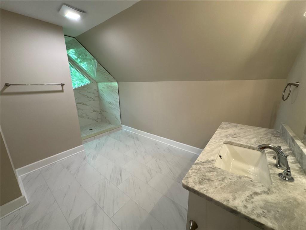 1803 Chatuge Hills Road, Hiawassee, Georgia image 19