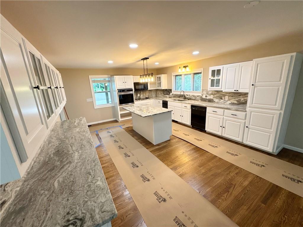 1803 Chatuge Hills Road, Hiawassee, Georgia image 10