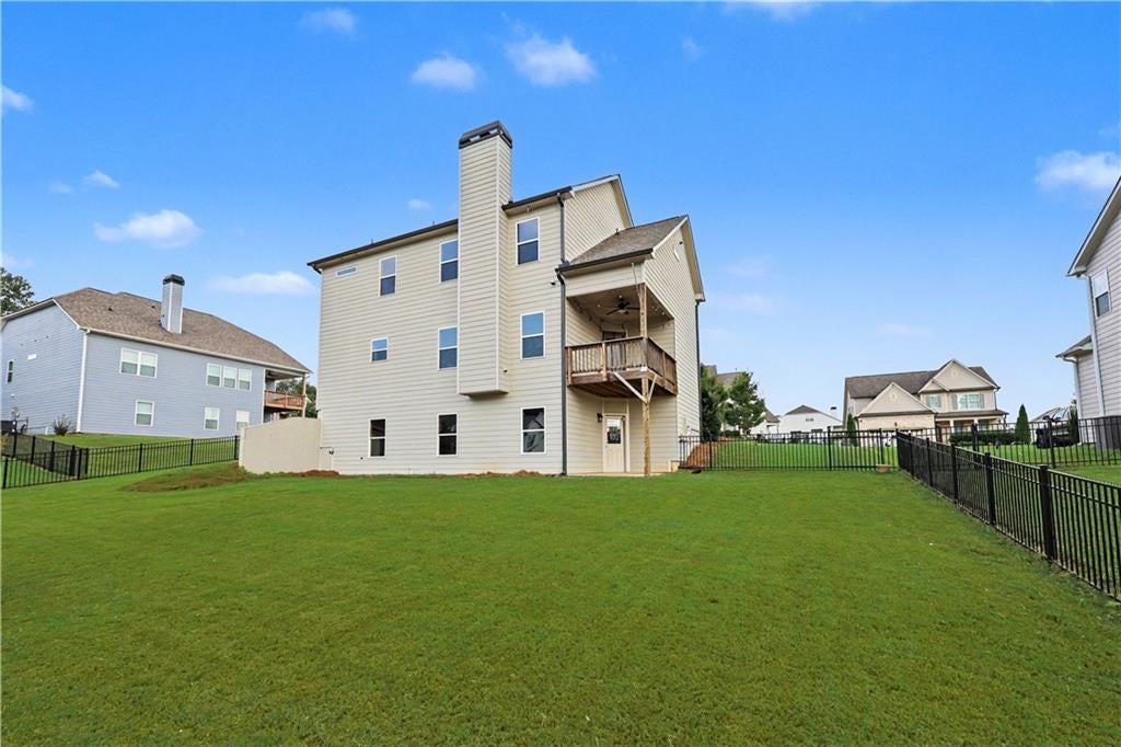 1328 Woods Lane