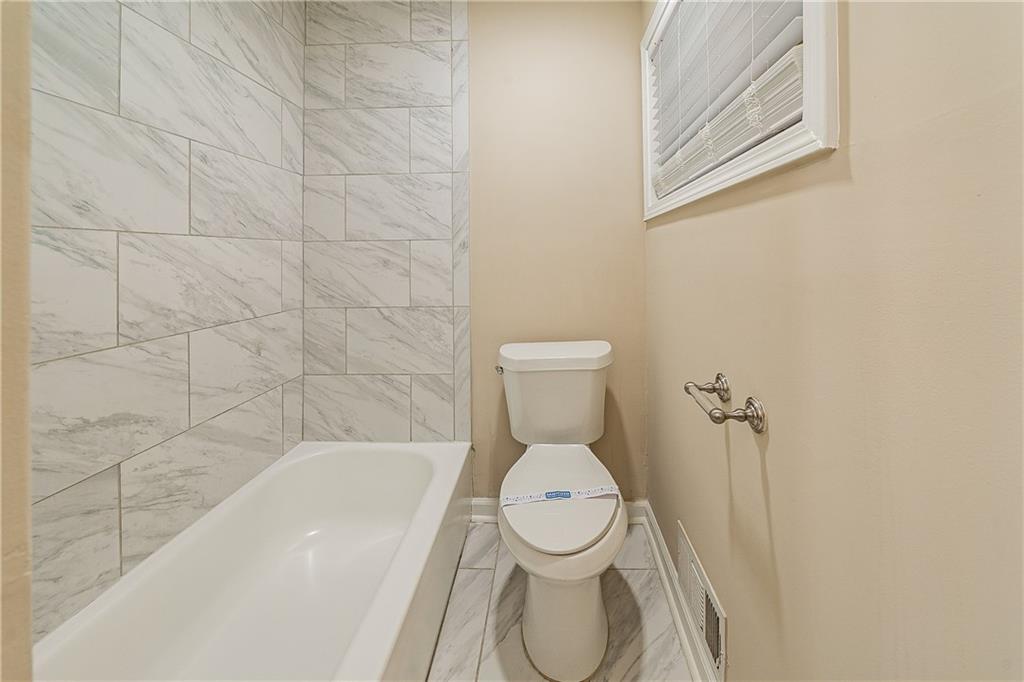 3645 Larkspur Terrace, Decatur, Georgia image 12