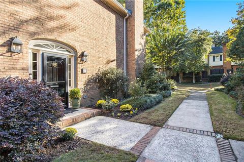 9 Kings Walk NE Atlanta GA 30307