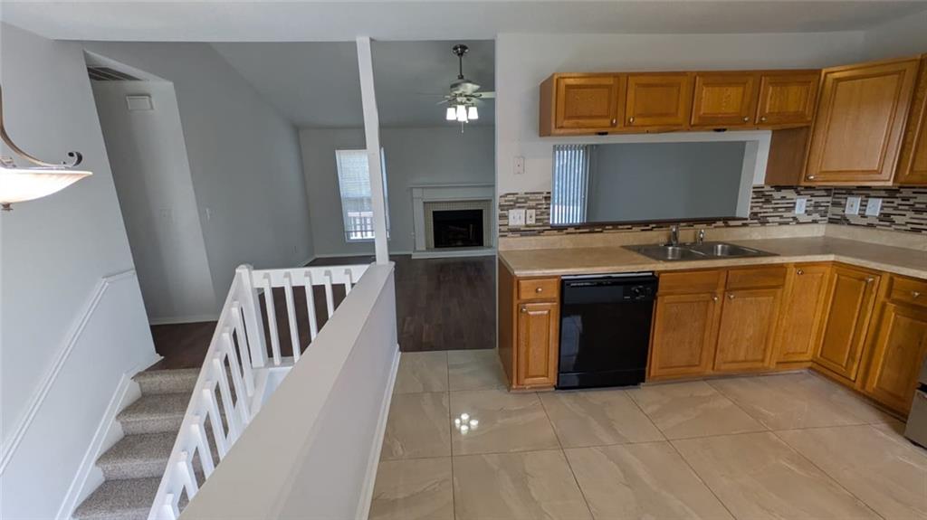 1462 Shenta Oak Drive