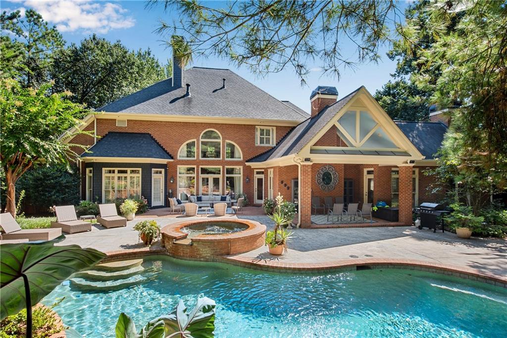 5950 Long Island Drive NW