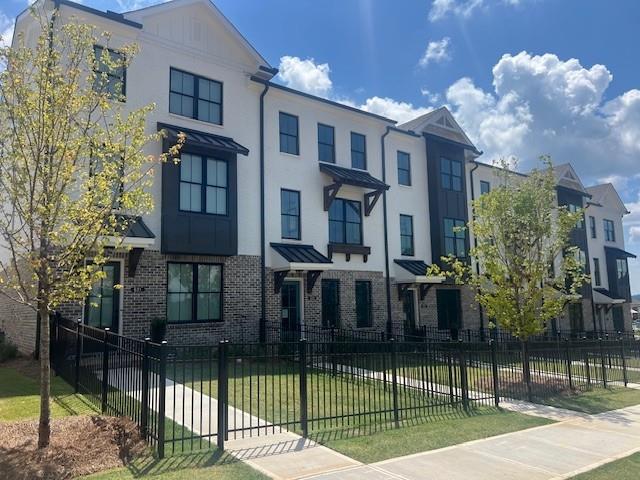 633 Silva Street 133