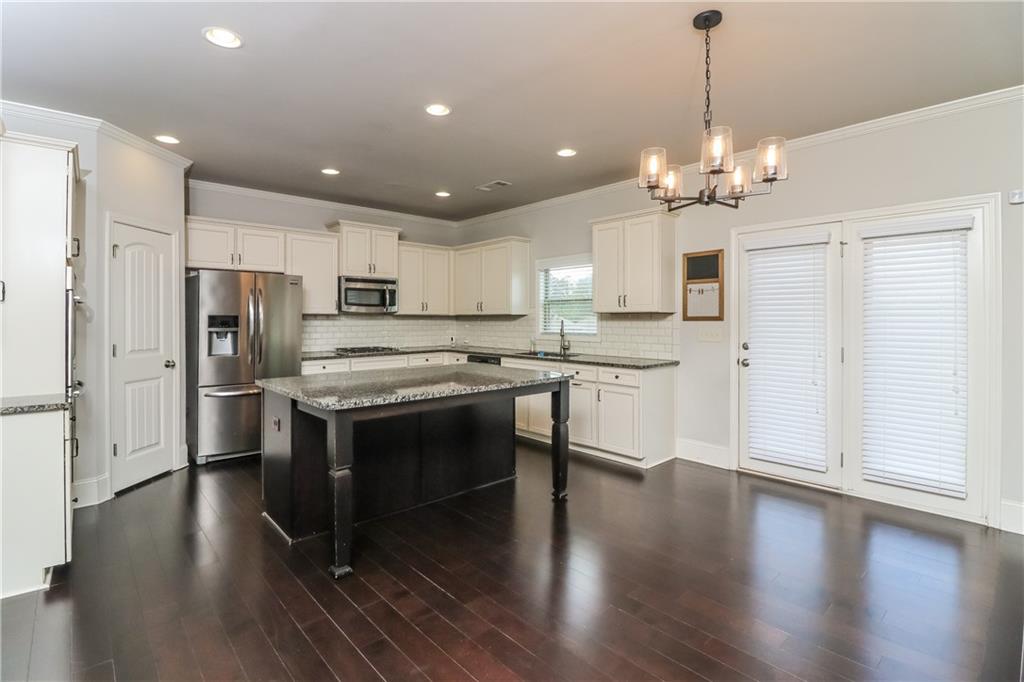 626 Discovery Court, Acworth, Georgia image 6
