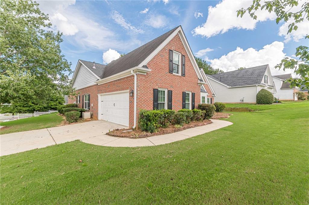 707 Hot Springs Trail