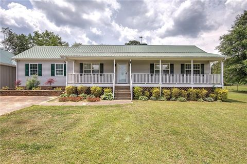 Homes For Sale - 1334 N Highway 113<br/> Temple, GA 30179
