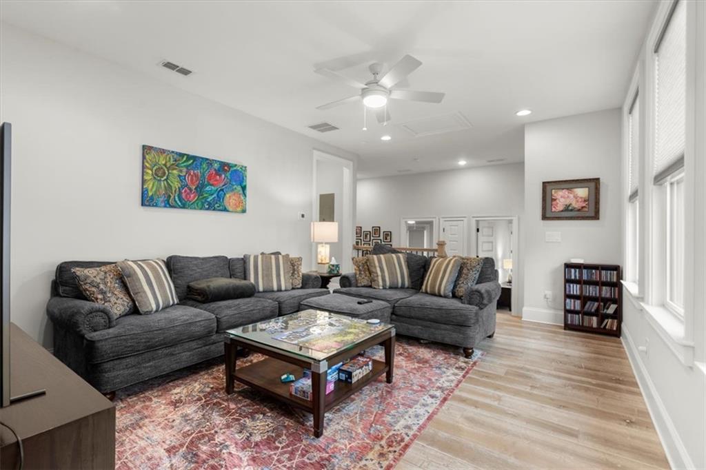 118 Village Green Avenue, Woodstock, Georgia image 37