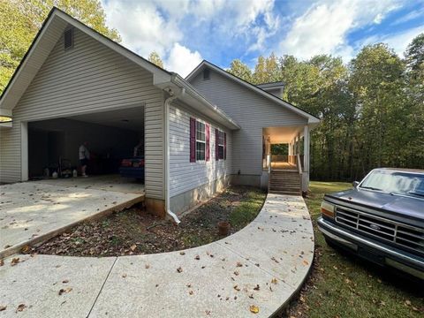 A home in Maysville