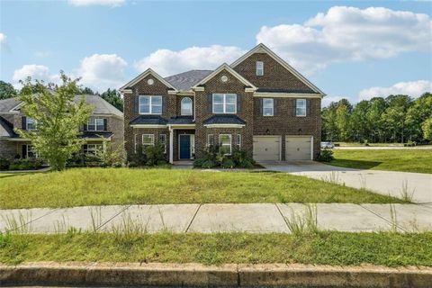 A home in Fairburn