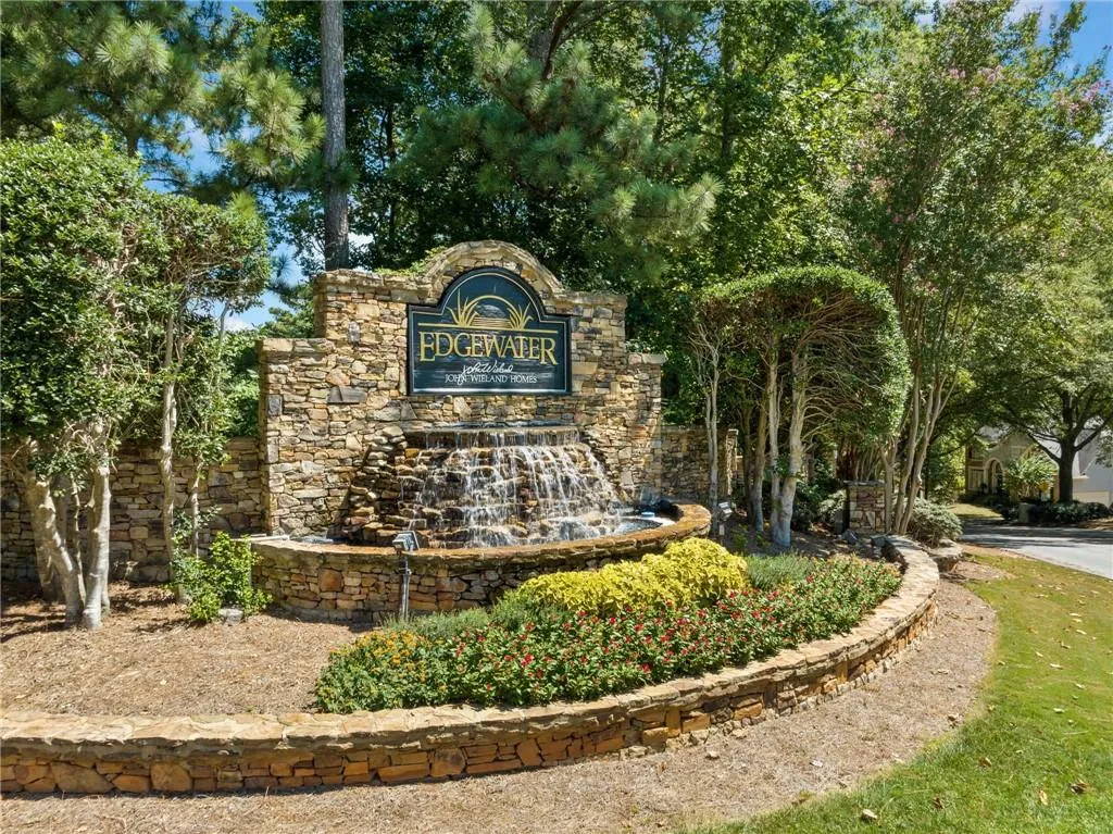 Lawrenceville, Georgia 30043, United States, 6 Bedrooms Bedrooms, ,4 BathroomsBathrooms,Residential,Active,24642