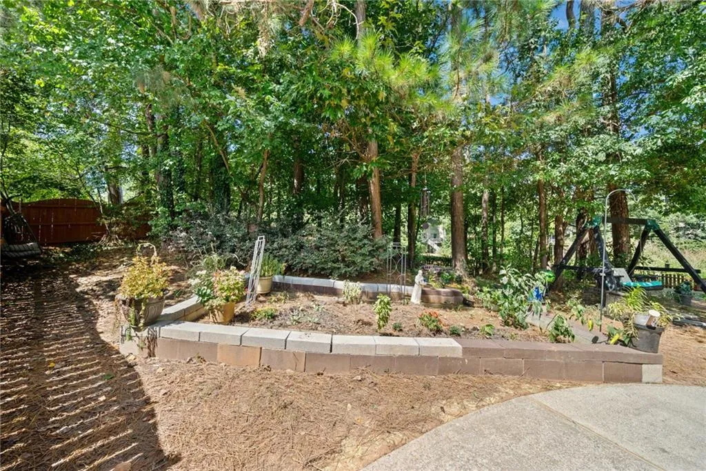 Lawrenceville, Georgia 30043, United States, 6 Bedrooms Bedrooms, ,4 BathroomsBathrooms,Residential,Active,24642