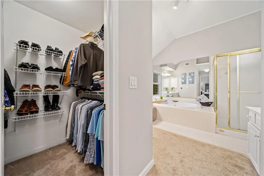 Lawrenceville, Georgia 30043, United States, 6 Bedrooms Bedrooms, ,4 BathroomsBathrooms,Residential,Active,24642