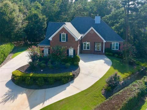 Homes For Sale - 2777 Chinquapin Court<br/> Buford, GA 30519