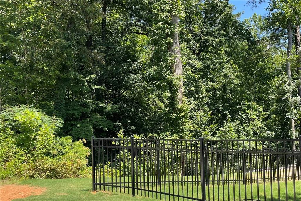Towne Lake Hills Townhomes - Residential