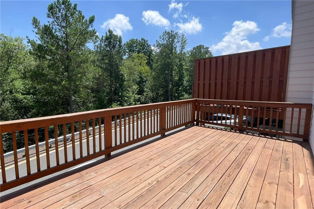 Towne Lake Hills Townhomes - Residential